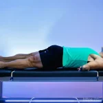 스포츠마사지사 해외 워크숍 참여기 - **AI-Enhanced Precision Sports Massage**
* **Subject:** A professional male or female sports m...